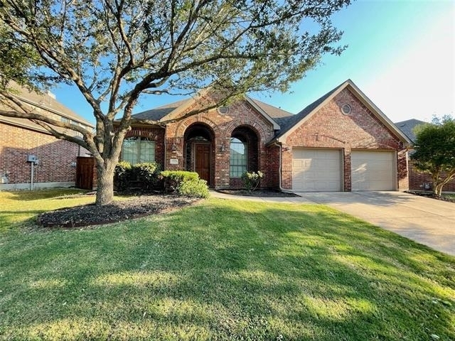 2902 Madison Drive - Photo 0