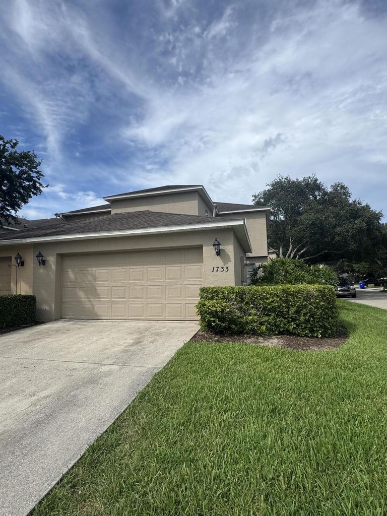 1733 Pointe West Way - Photo 22