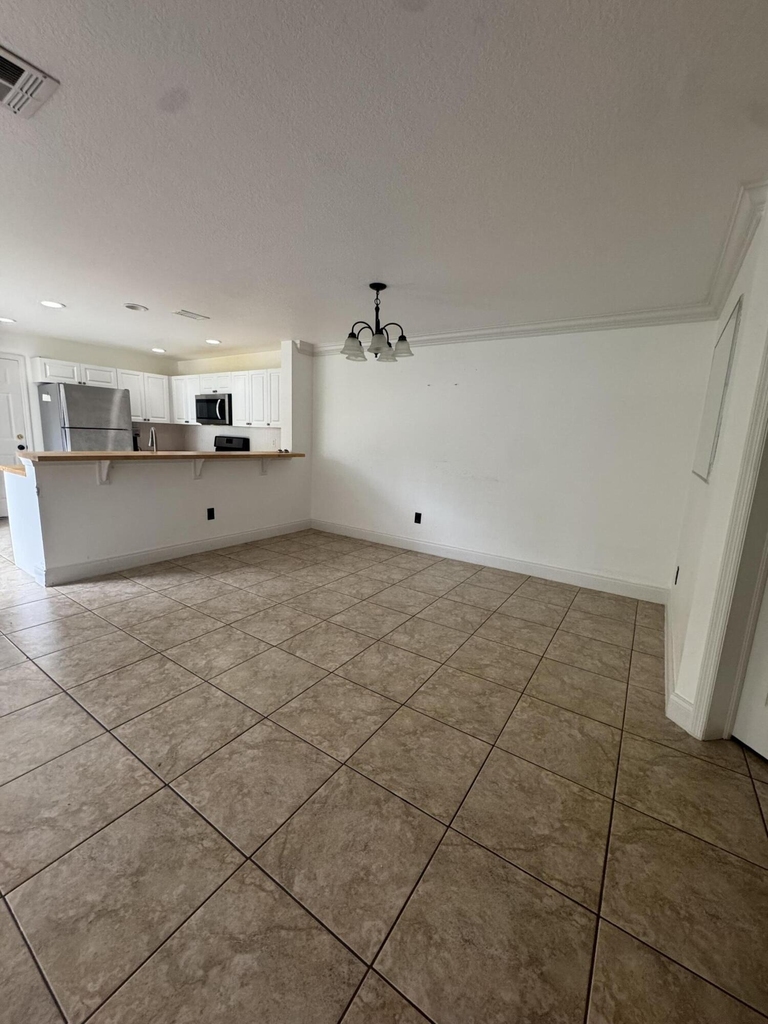 1733 Pointe West Way - Photo 10