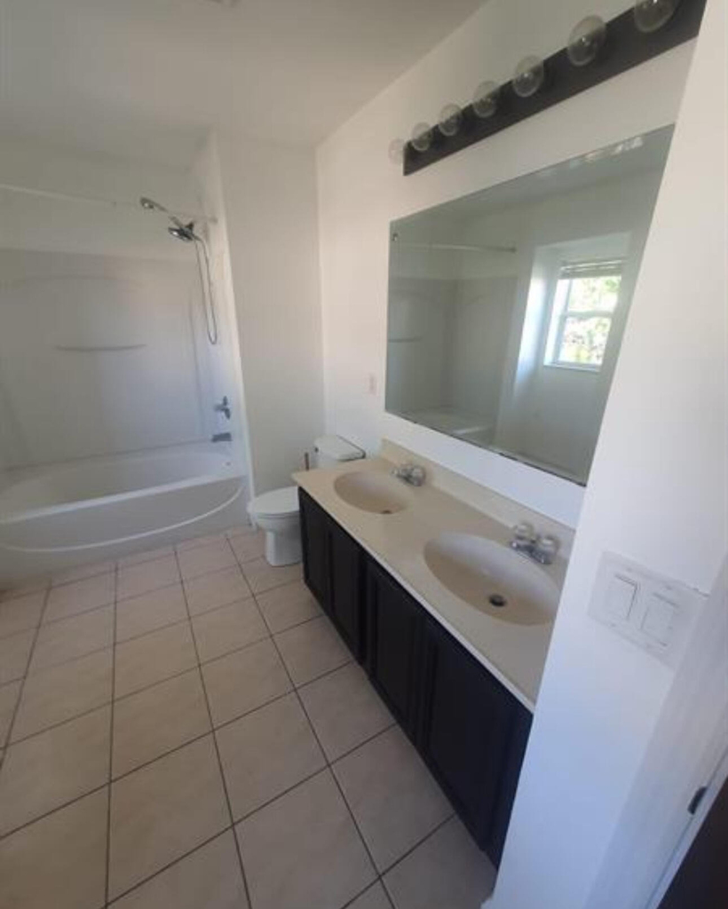 1733 Pointe West Way - Photo 20