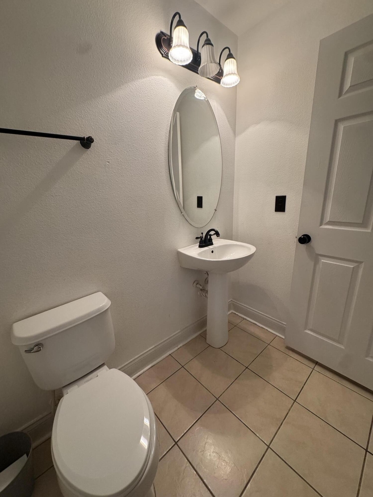 1733 Pointe West Way - Photo 7