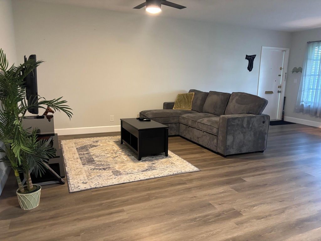 211 Country Lane - Photo 9