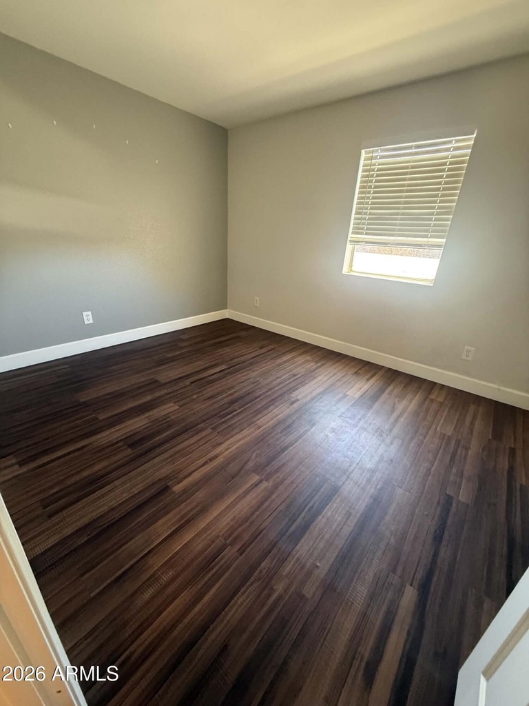 1505 N Center Street - Photo 12