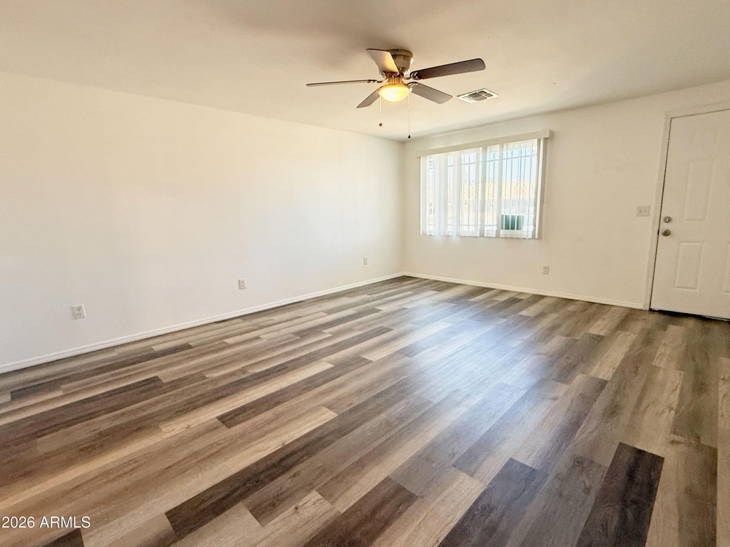 2027 N 66th Drive - Photo 5