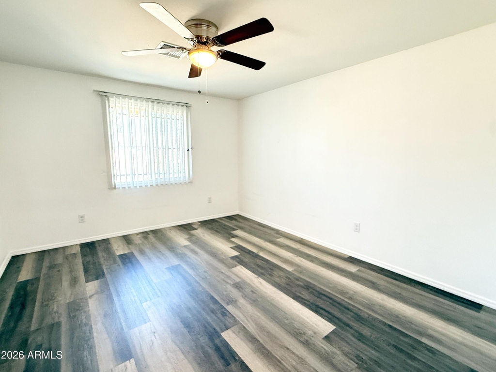 2027 N 66th Drive - Photo 11