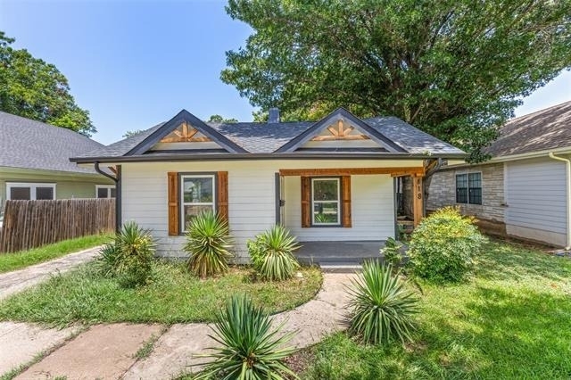 418 Lillian Street - Photo 1