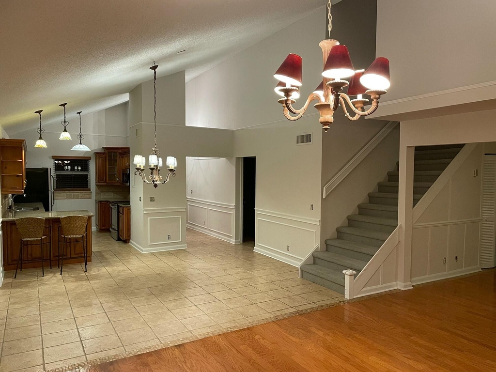 232 Maplecrest Circle - Photo 4