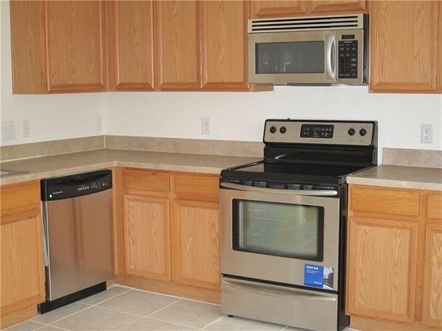 826 Greene Way - Photo 8