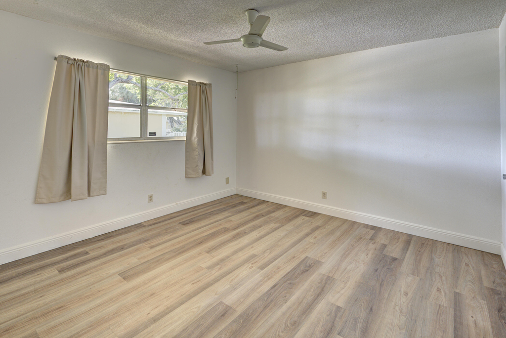 420 Se 2nd Avenue - Photo 9