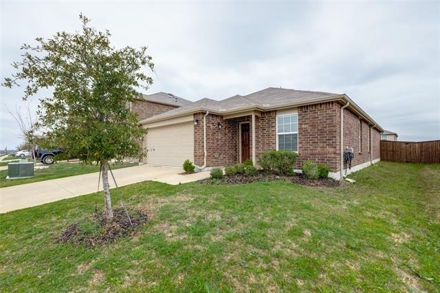 1337 Waggoner Drive - Photo 2