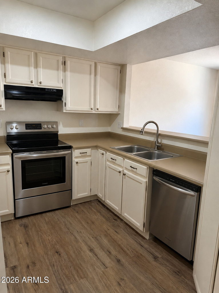 6758 W Ruth Avenue - Photo 0