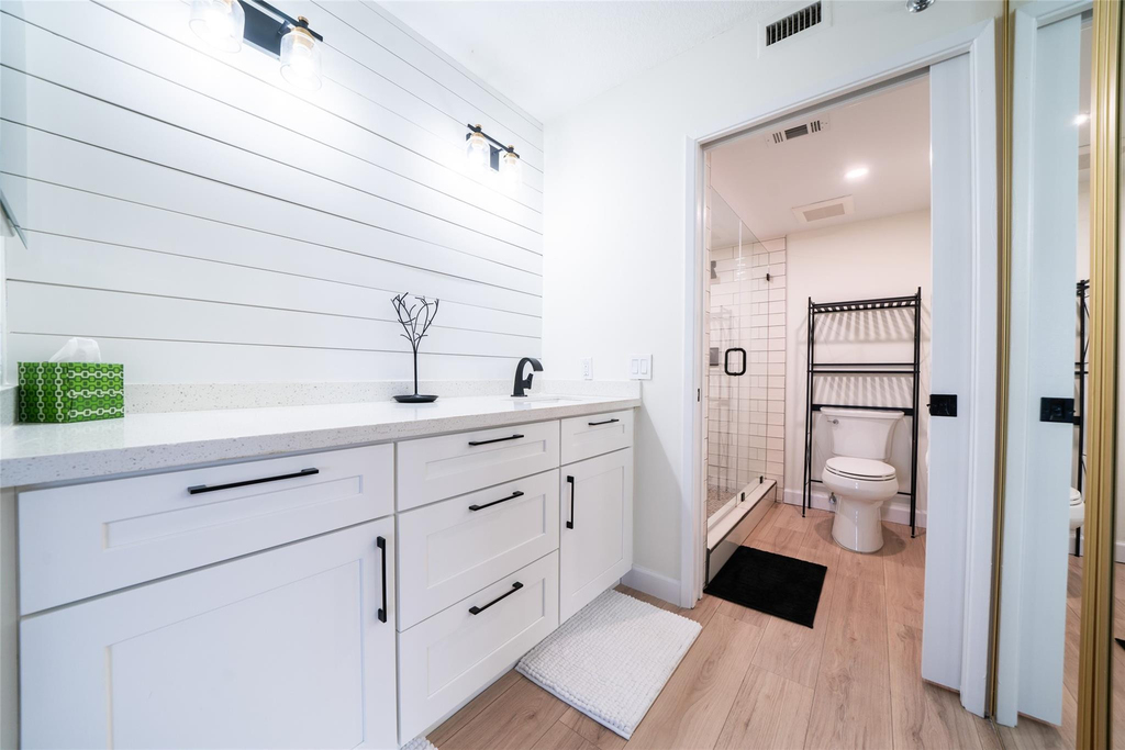 2240 N Cypress Bend Drive - Photo 10