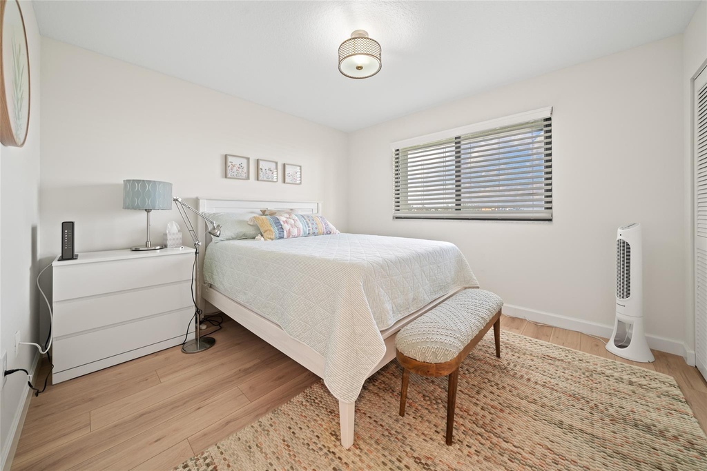 2240 N Cypress Bend Drive - Photo 15
