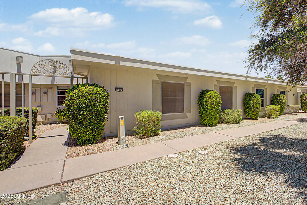 10454 W Palmeras Drive - Photo 18