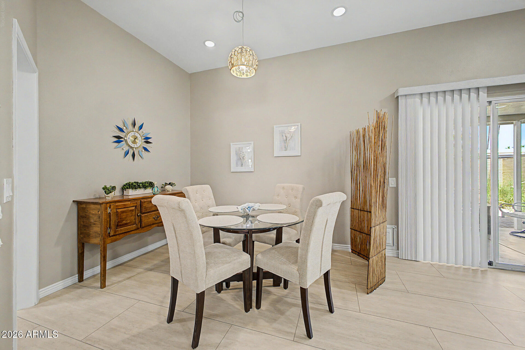 10454 W Palmeras Drive - Photo 2