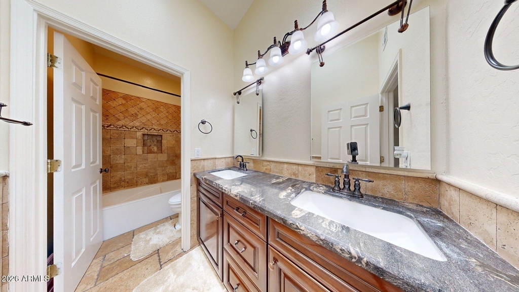 14818 N 18th Place - Photo 42