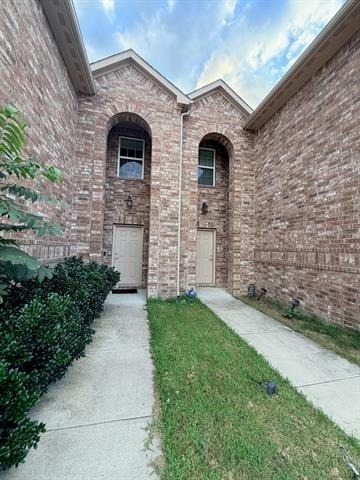 449 Woodgrove Drive - Photo 0