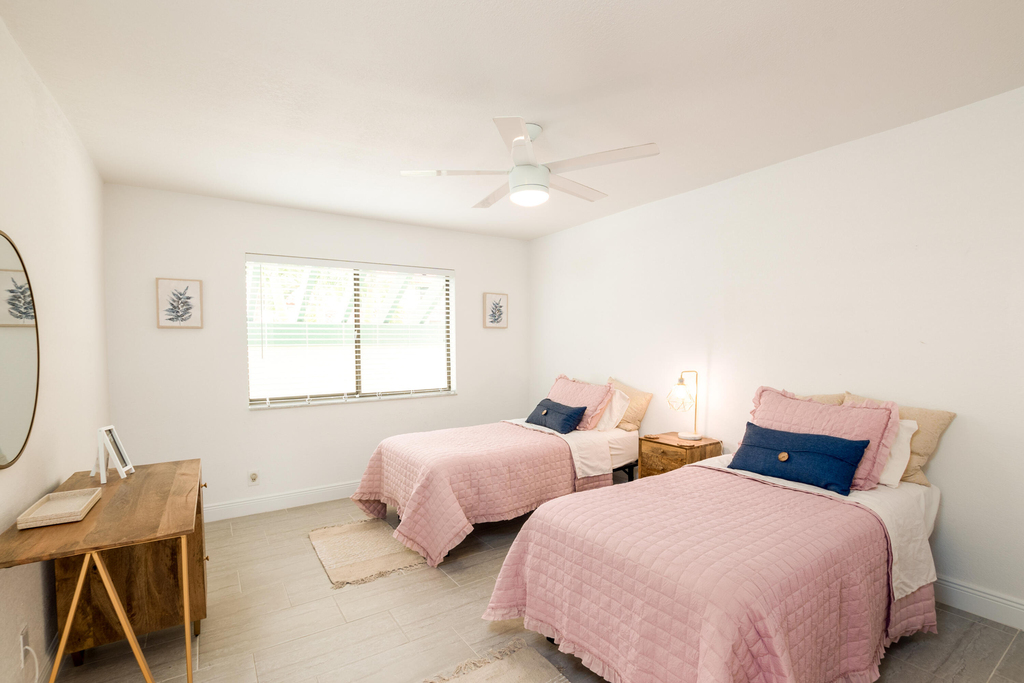 3 Lexington Lane E - Photo 10