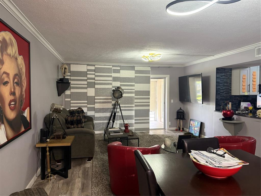 25 Se 13th Street - Photo 1