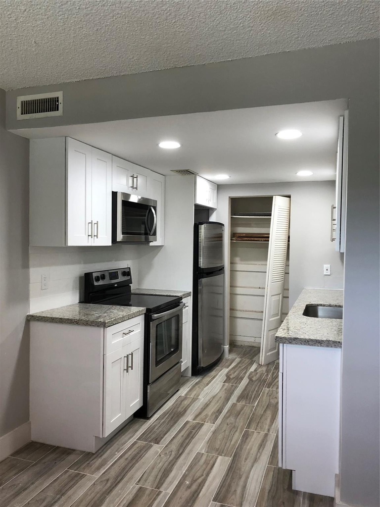 500 Ne 2nd Street - Photo 6
