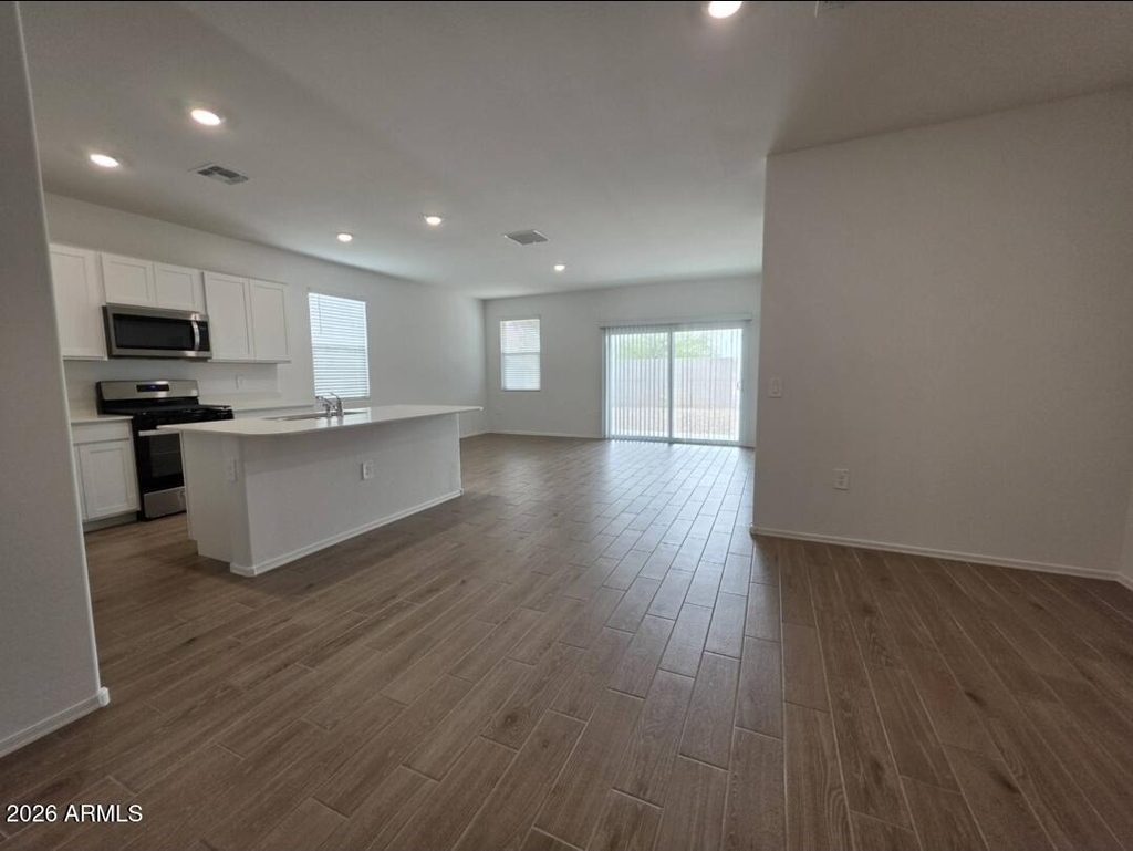 18399 W Buckskin Trail - Photo 20