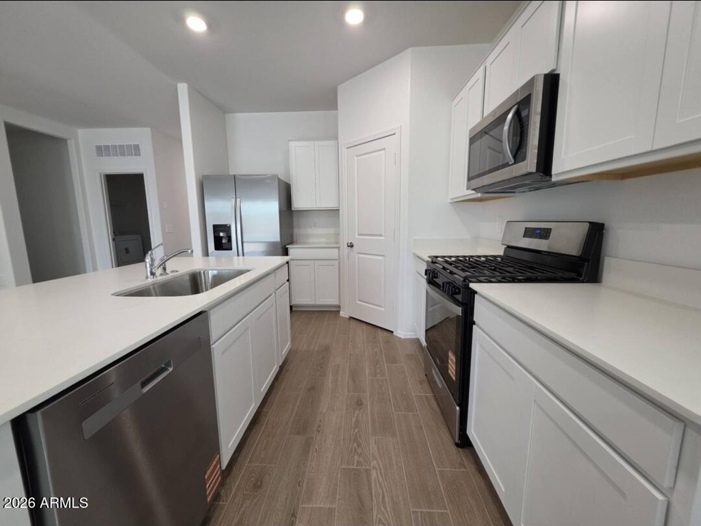 18399 W Buckskin Trail - Photo 16