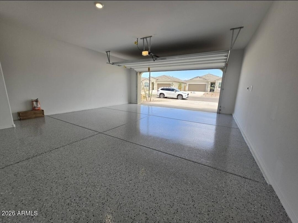 18399 W Buckskin Trail - Photo 5