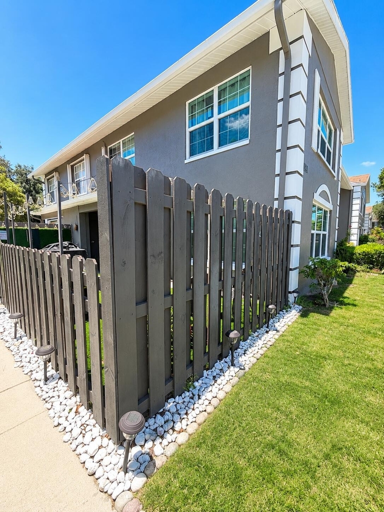5094 Society Place W - Photo 0