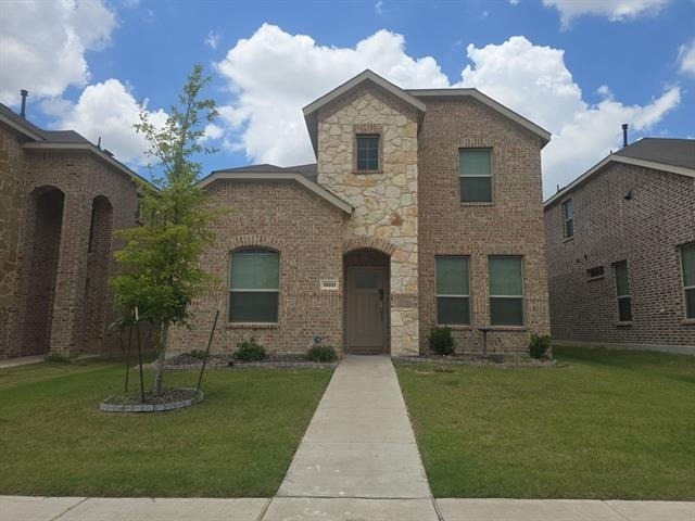 10021 Elkhorn Drive - Photo 0