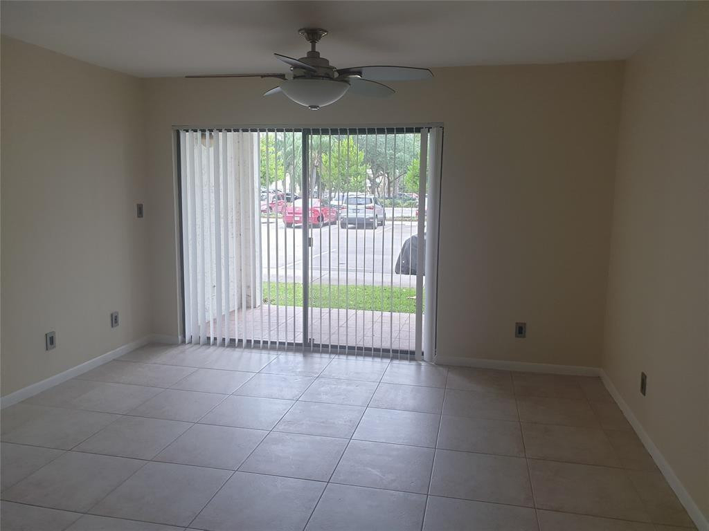 520 S Park Road - Photo 4