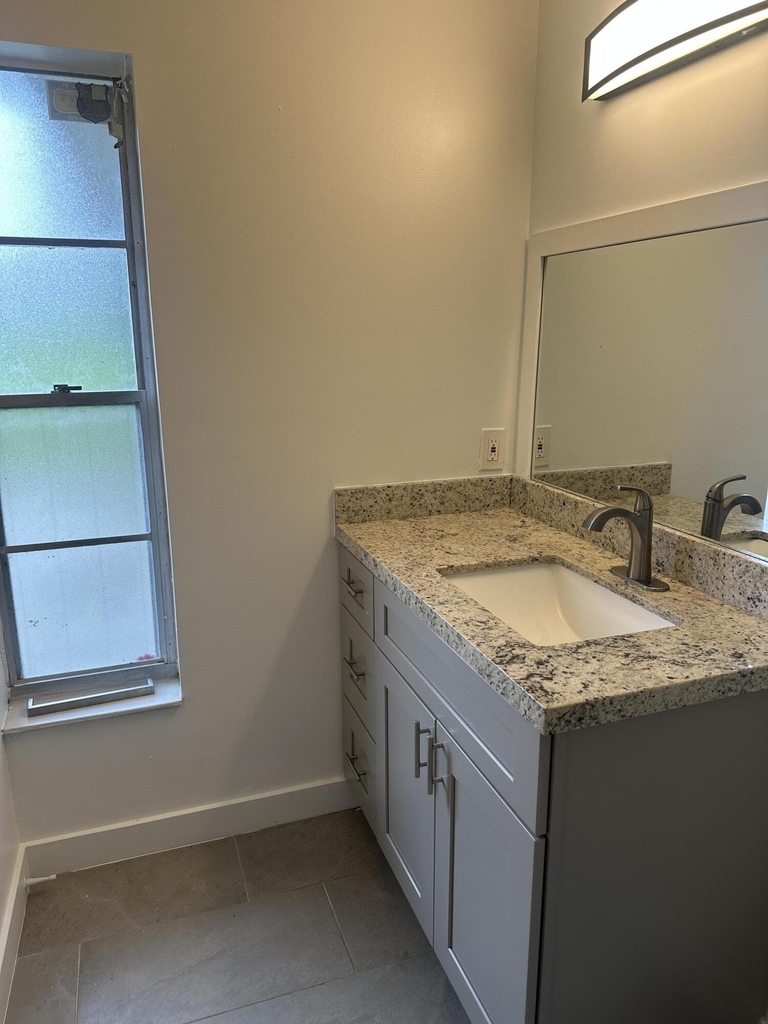 4786 Cambridge Street - Photo 14