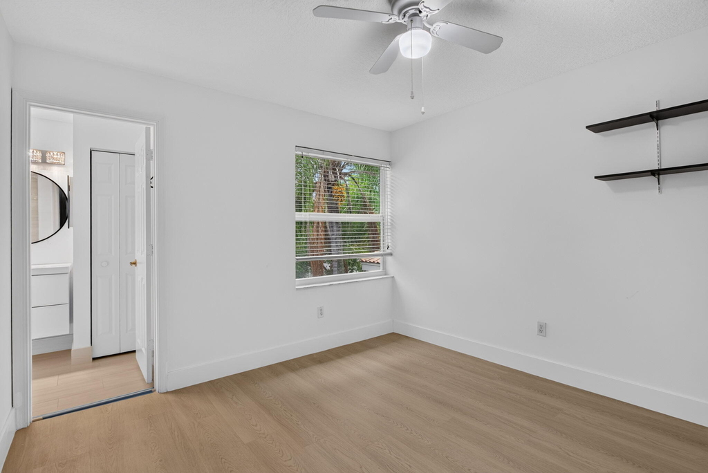 7087 Nw 78th Place - Photo 34