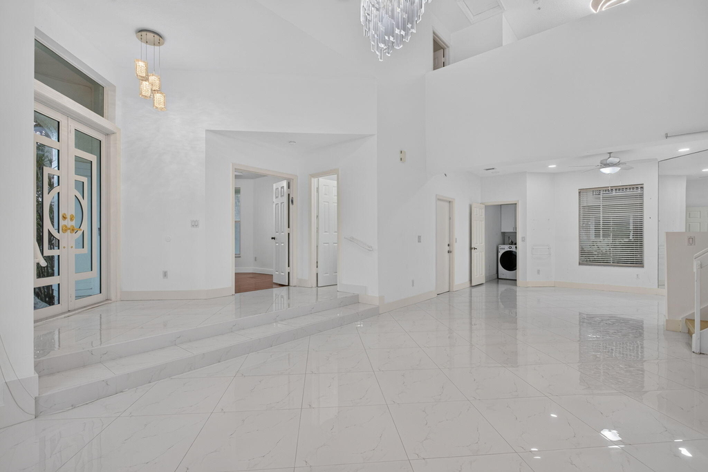 7087 Nw 78th Place - Photo 8