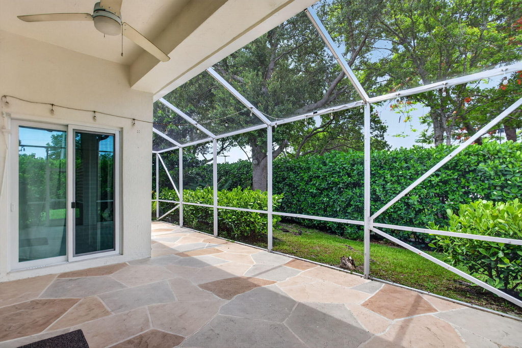 7087 Nw 78th Place - Photo 46