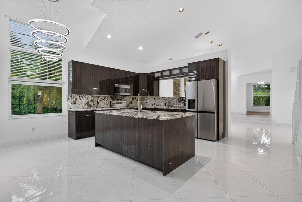 7087 Nw 78th Place - Photo 13