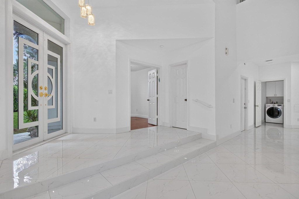 7087 Nw 78th Place - Photo 2