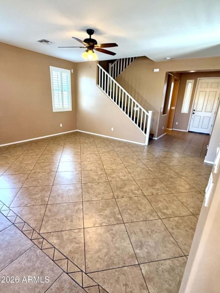 8821 S 40th Drive - Photo 3