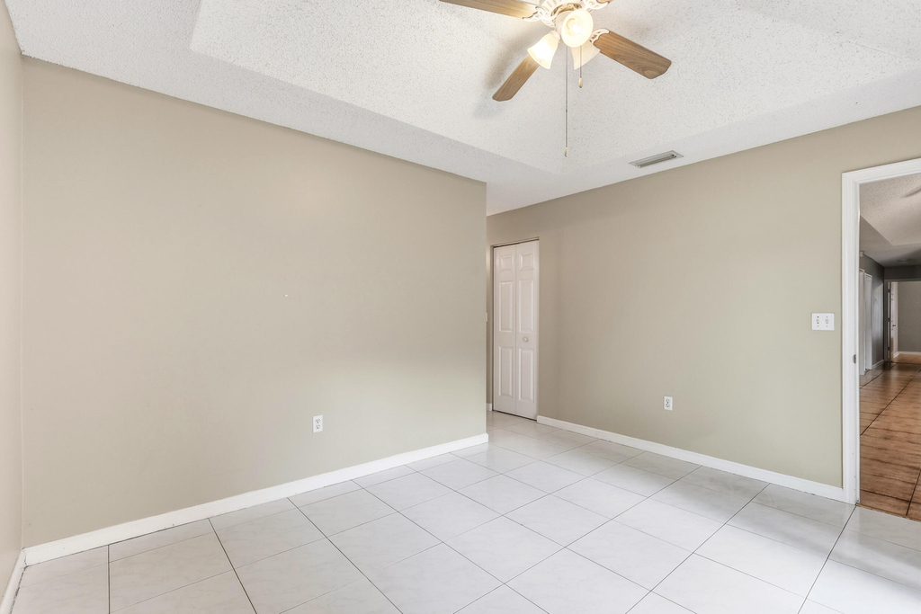 9312 Nw 54th Street - Photo 15