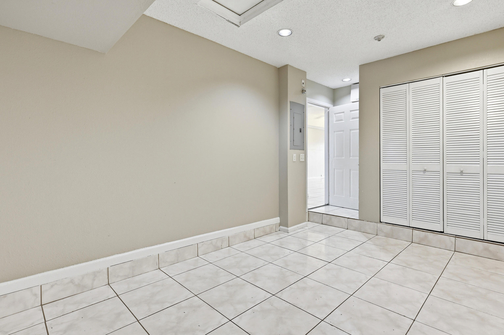 9312 Nw 54th Street - Photo 19