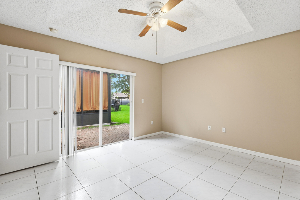 9312 Nw 54th Street - Photo 16