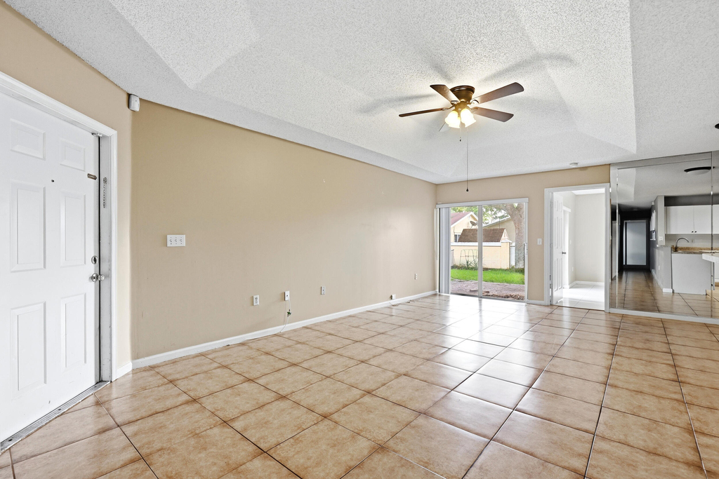 9312 Nw 54th Street - Photo 5