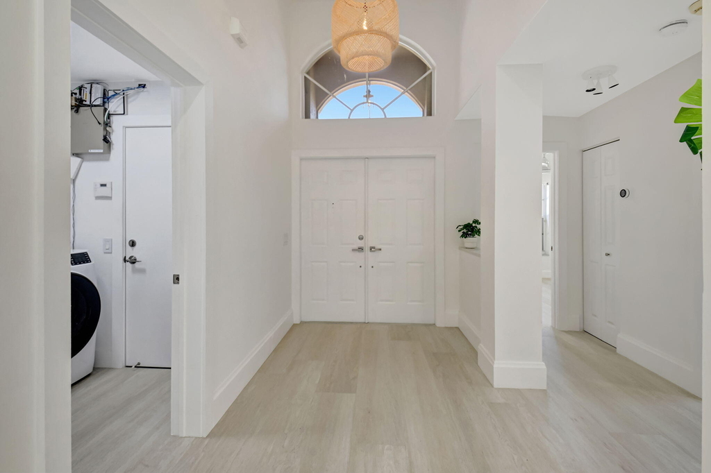 11287 Vivero Avenue - Photo 5