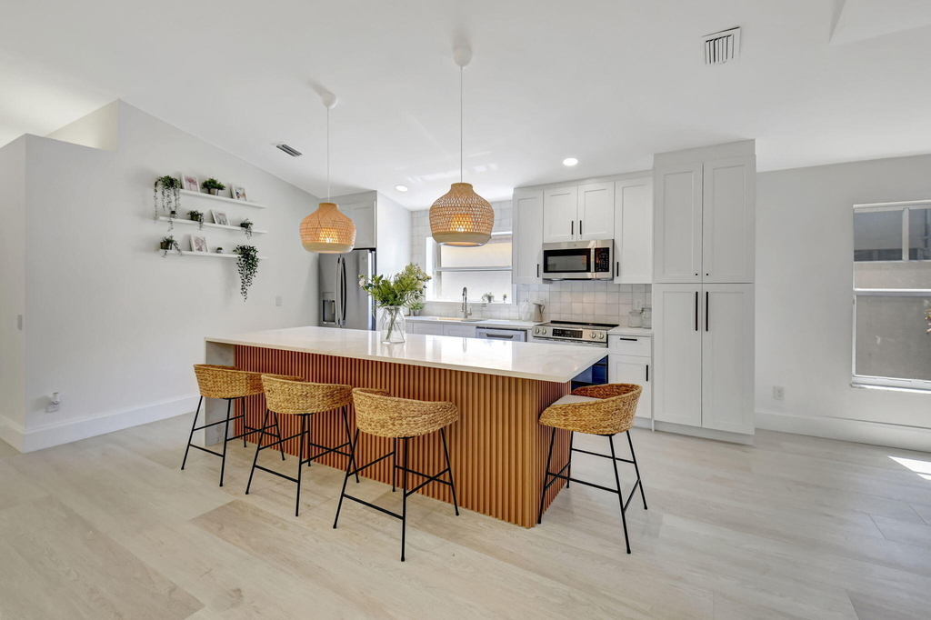 11287 Vivero Avenue - Photo 2
