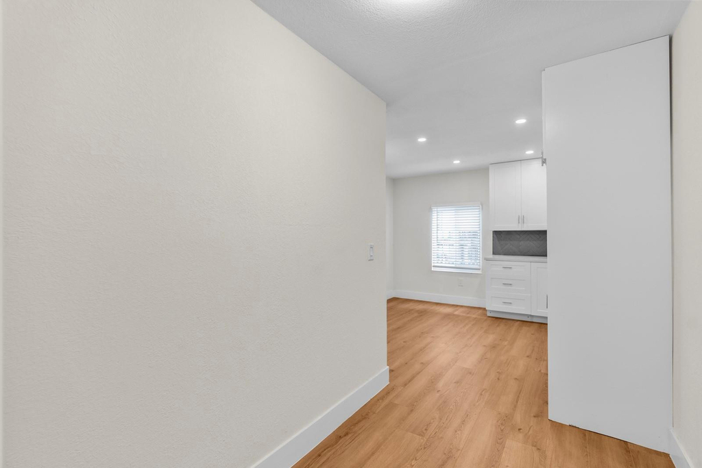 865 Se 12th Street - Photo 14