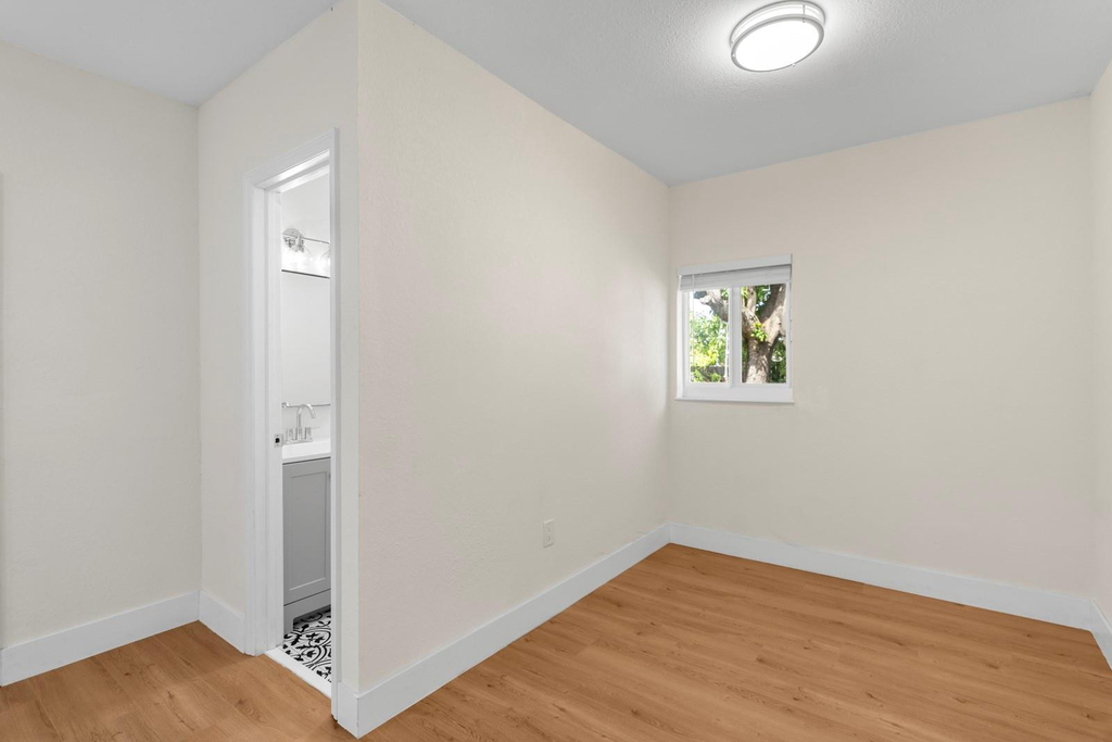 865 Se 12th Street - Photo 28