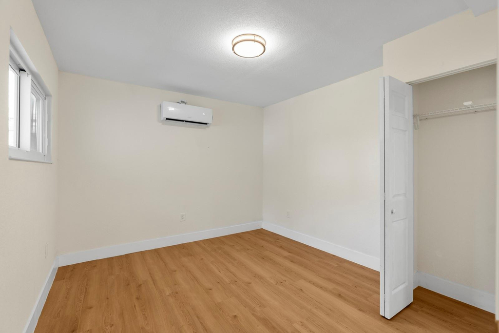 865 Se 12th Street - Photo 24