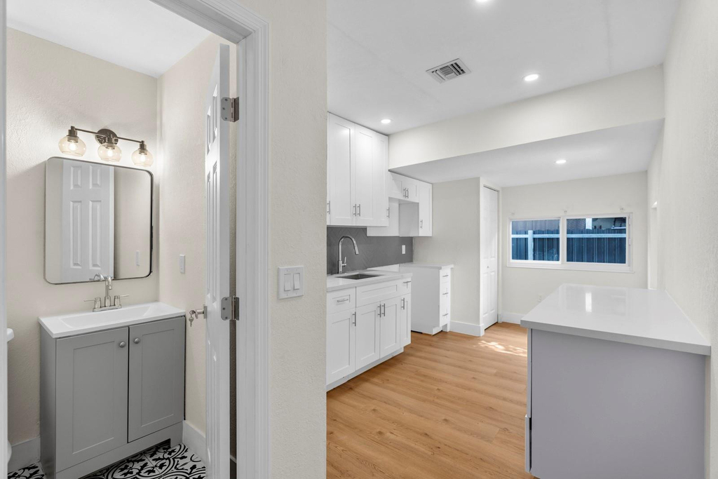 865 Se 12th Street - Photo 7