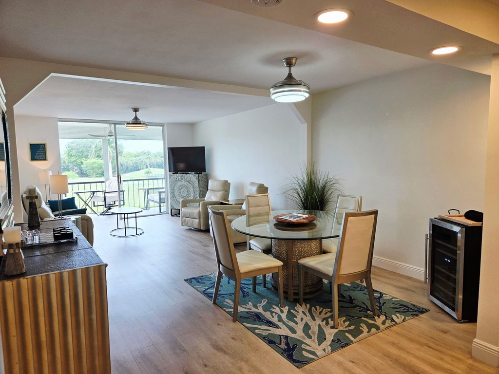 9923 S Hollybrook Lake Drive S - Photo 1