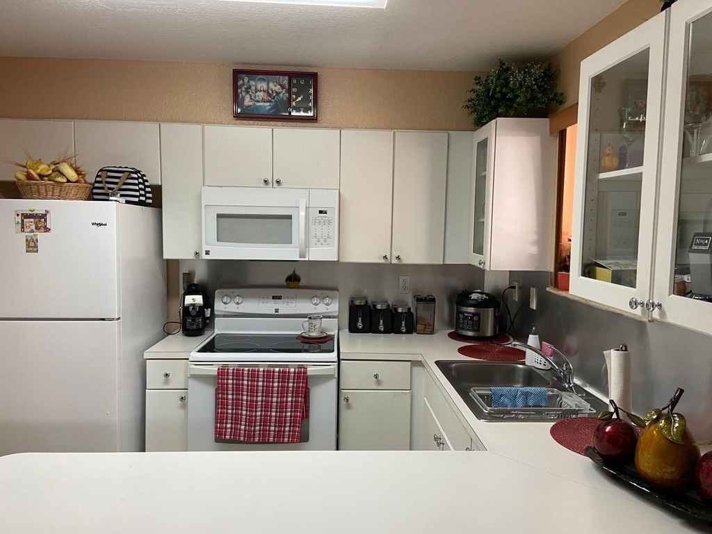 8752 Nw 107th Terrace - Photo 5