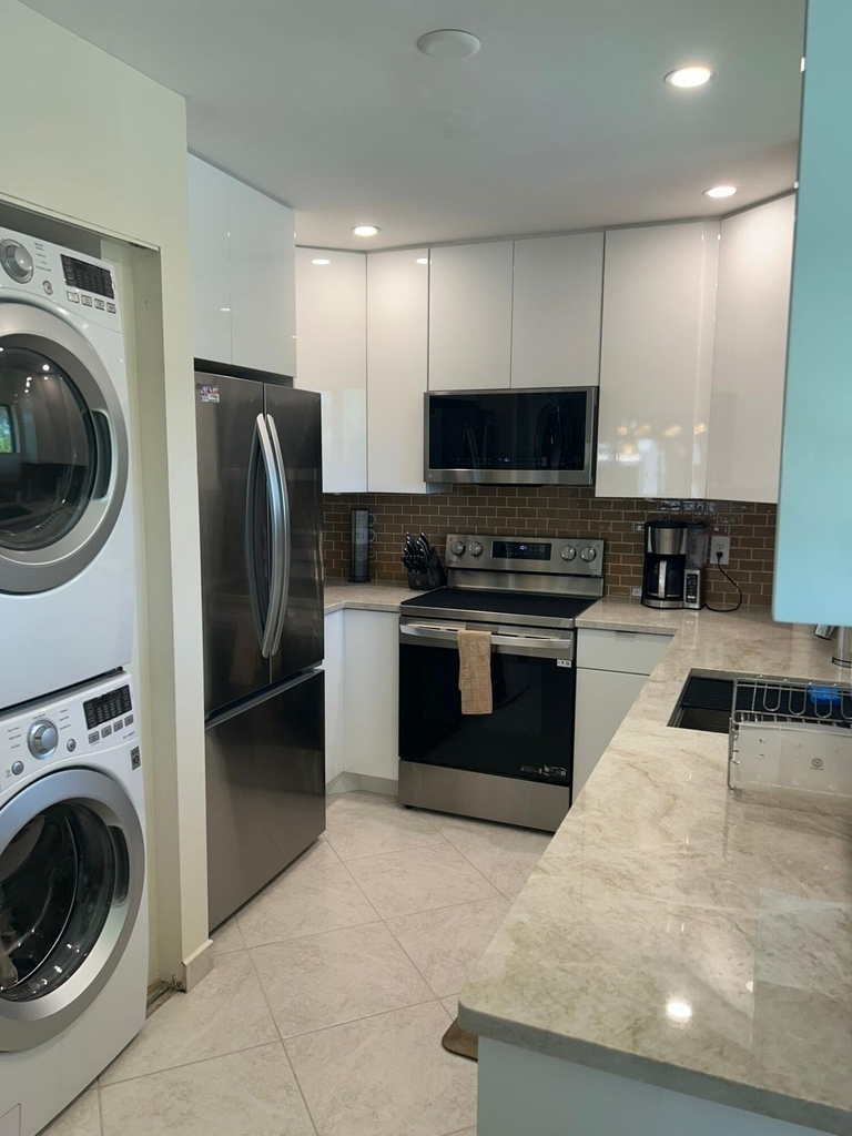 159 Nw 70th Street - Photo 1